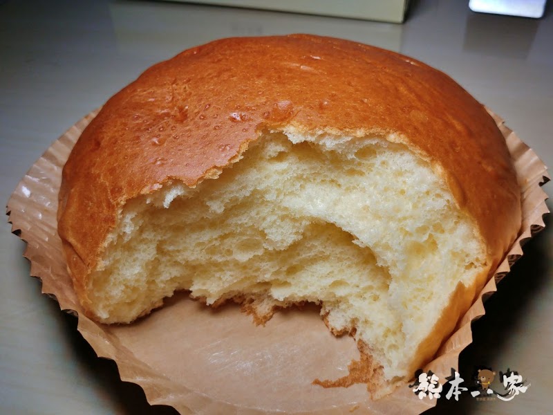 苗栗飛牛牧場必吃乳製品美食|牛奶屋|飛牛速食餐廳~鮮乳優格白布丁巨蛋麵包好吃