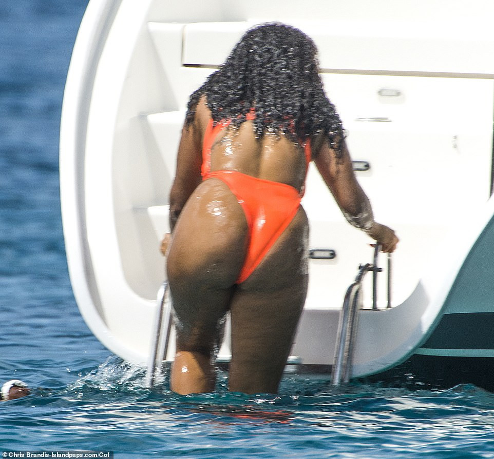 Angela Simmons shows off her bikini body as she continues her vacation in B...