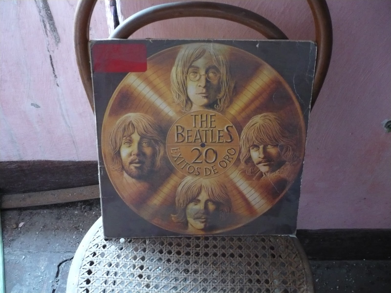 Viejas Sombras: La masía del radioaficionado.