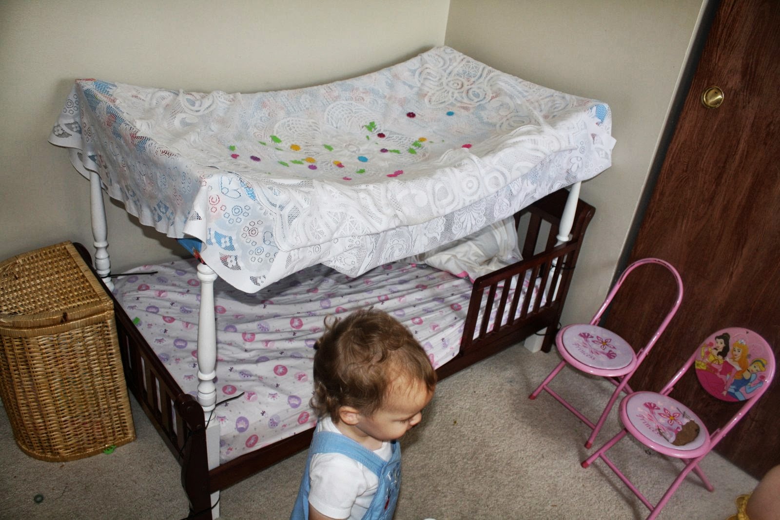 bon's bonbons Lydia's Fancy Nancy Bed