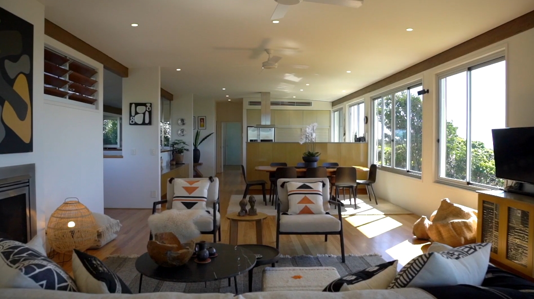 13 Interior Design Photos vs. 2 Peninsula St, Hastings Point Luxury Home Tour