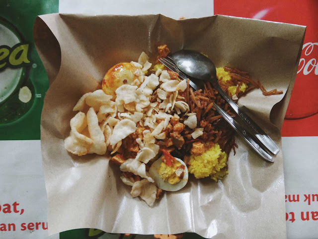 Nasi Kuning Makassar