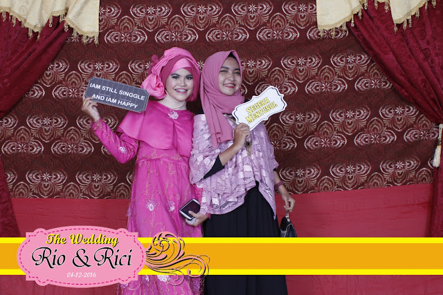 +0856-4020-3369; Jasa Photobooth Semarang ~Wedding Ricci & Rio~