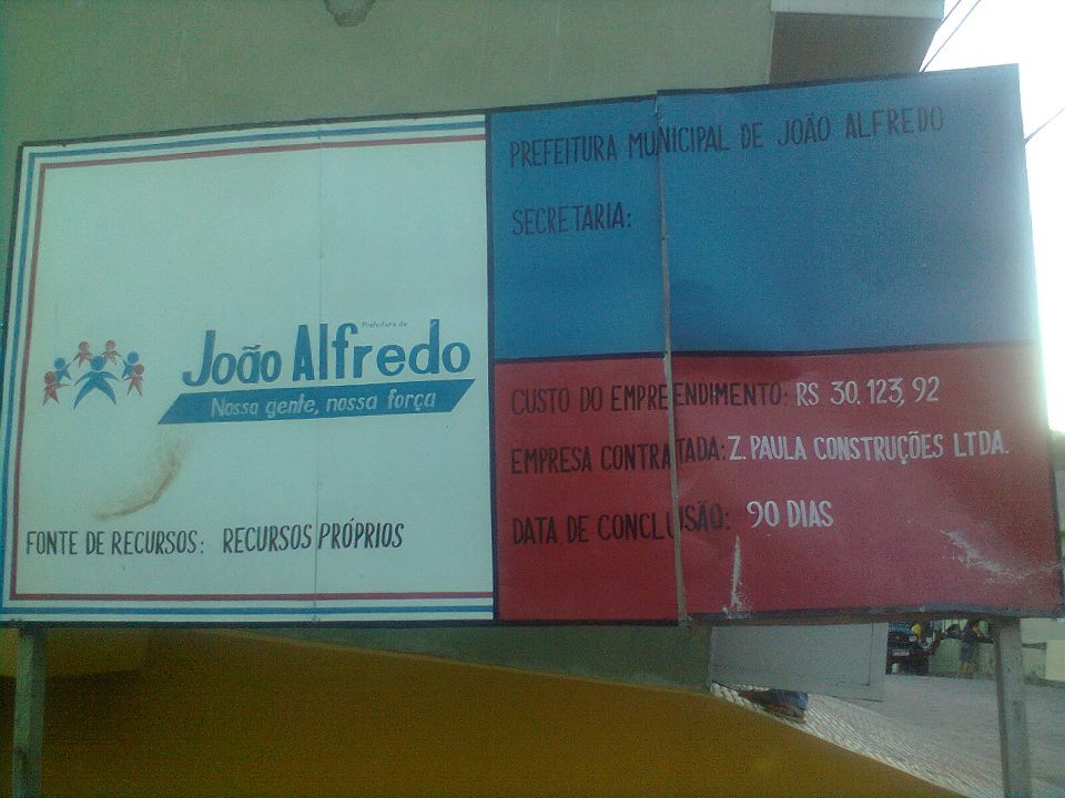 . PREFEITURA DE JOÃO ALFREDO INAUGURA PAVIMENTAÇÃO DE MAIS UMA RUA NO