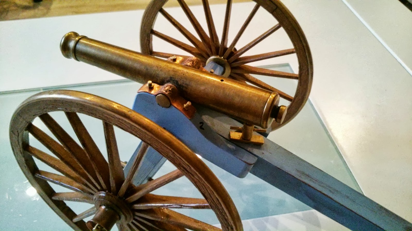 Josy Ca ones josy-ca-ones