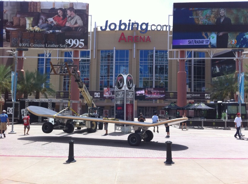 Pix Grove World's Largest Skateboard