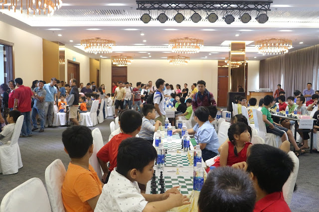 Học cờ vua cho thiếu nhi tại quận Tân Phú TPHCM
