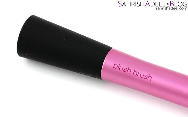 Real Techniques Blush Brush - Review