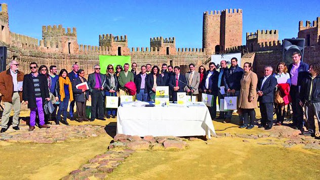 http://www.diariojaen.es/cultura/item/72060-un-camino-de-santiago-en-version-cultural-jiennense?&ct2=es&clid=c3a7d30bb8a4878e06b80cf16b898331&cid=52779012888331&ei=-XptVNiFOoHdiQbX94CgCg