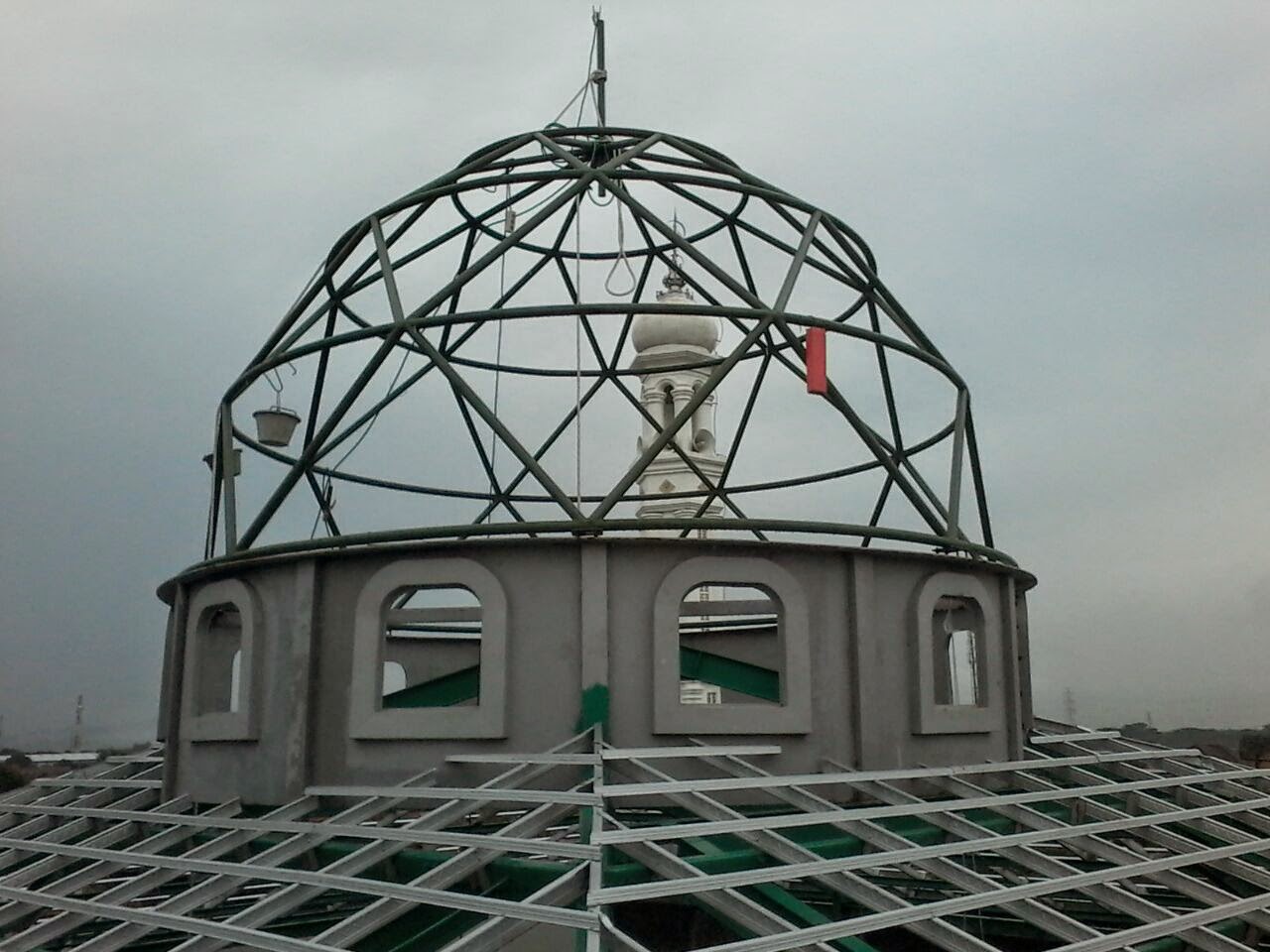 Karya kubah  masjid Al Barokah di Pejaten Serang Provinsi 