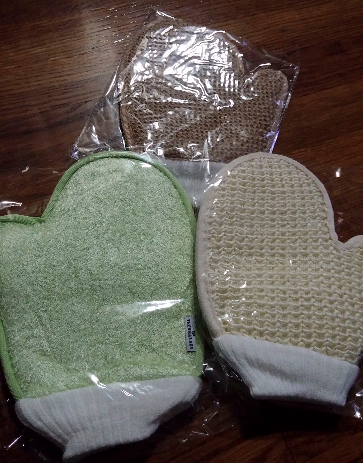 The Roving Reviewer Set of 3! Eco Friendly Body Scrub Exfoliator