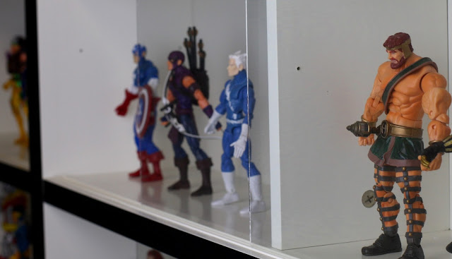 GEEK DIY BAM!: SLIDING GLASS DOOR ACTION FIGURE DISPLAY CASE DIY