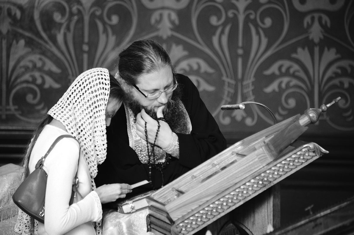 петр мещеринов. священник как пишется. ефрем катунакский. виктор почобут. пишущие священники.