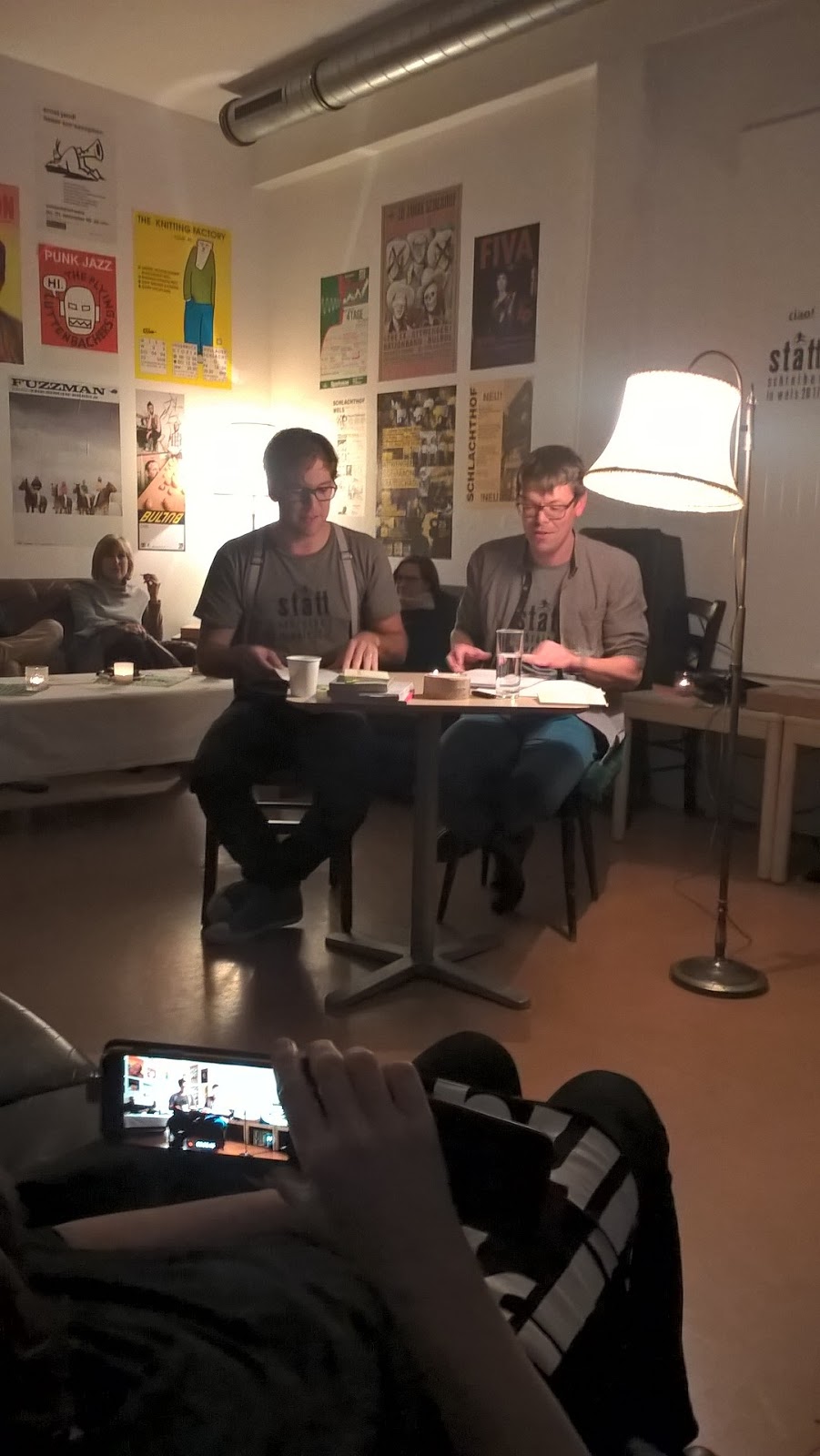 Lesung Berlin In 28 08 2019 Weitertragen Das Buch Wege Nach