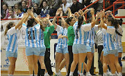 Ante 300 espectadores la Seleccion Argentina Damas de handball vencieron 31 .