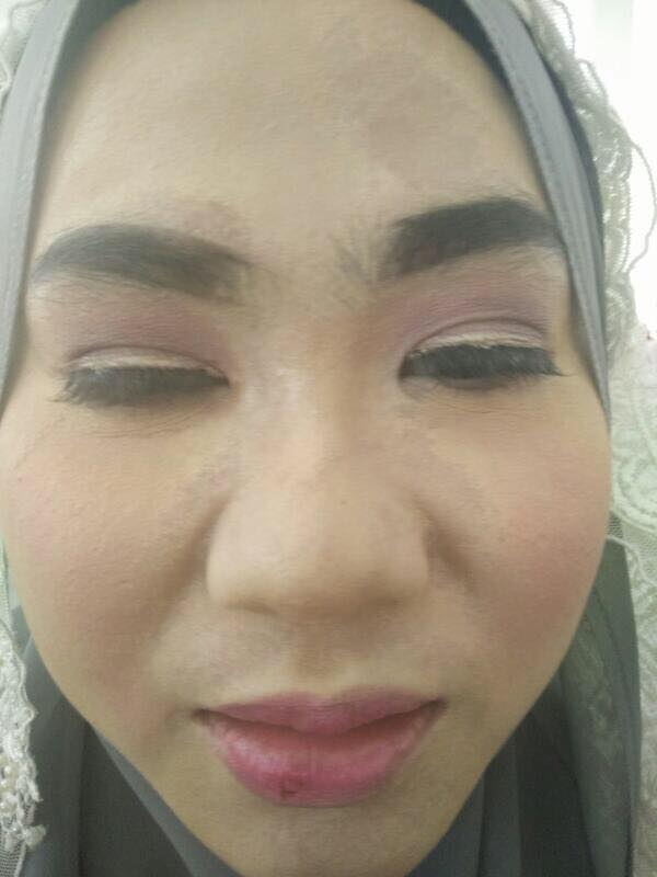 Make Up yang rusak