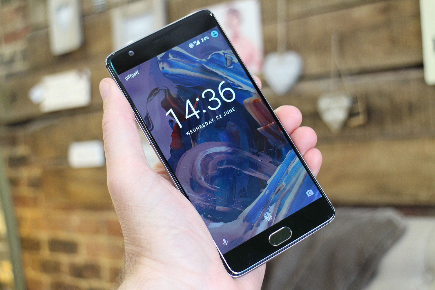 OnePlus:基于 Android 12 的 OxygenOS 12 已在 OnePlus 9 (Pro) 上推出公测版。