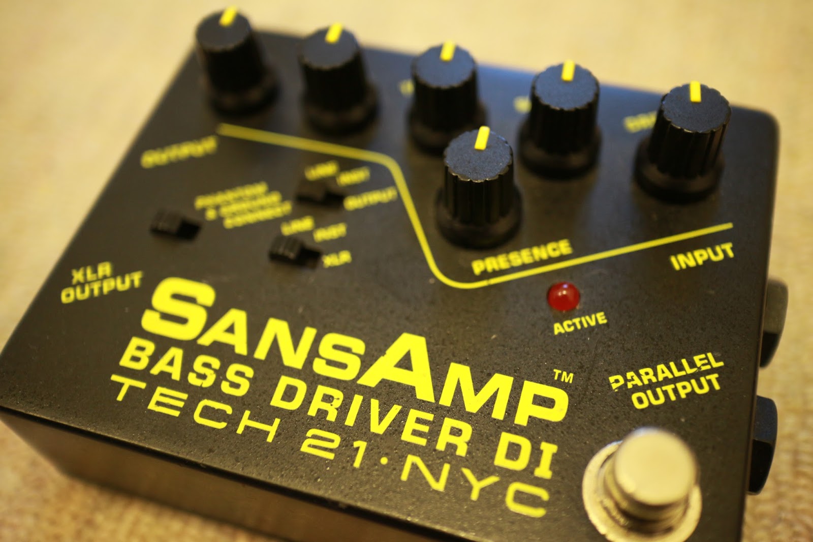 ベースについて考える: TECH21 サンズアンプ SansAmp BASS DRIVER DI レビューと使い方&試奏音源