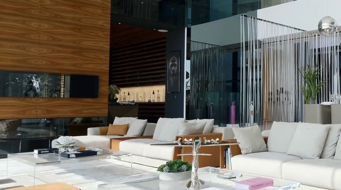 92 Interior Design Photos vs. ONE100, Palm Jumeirah Dubai Luxury Beach Mansion Tour