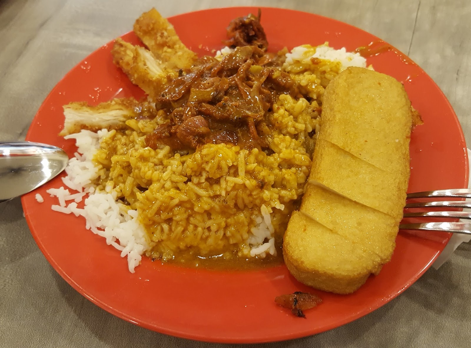 My Honest Opinion 美芝律剪刀剪咖哩饭 Mei Zhi Lü ScissorCut Curry Rice (Upper