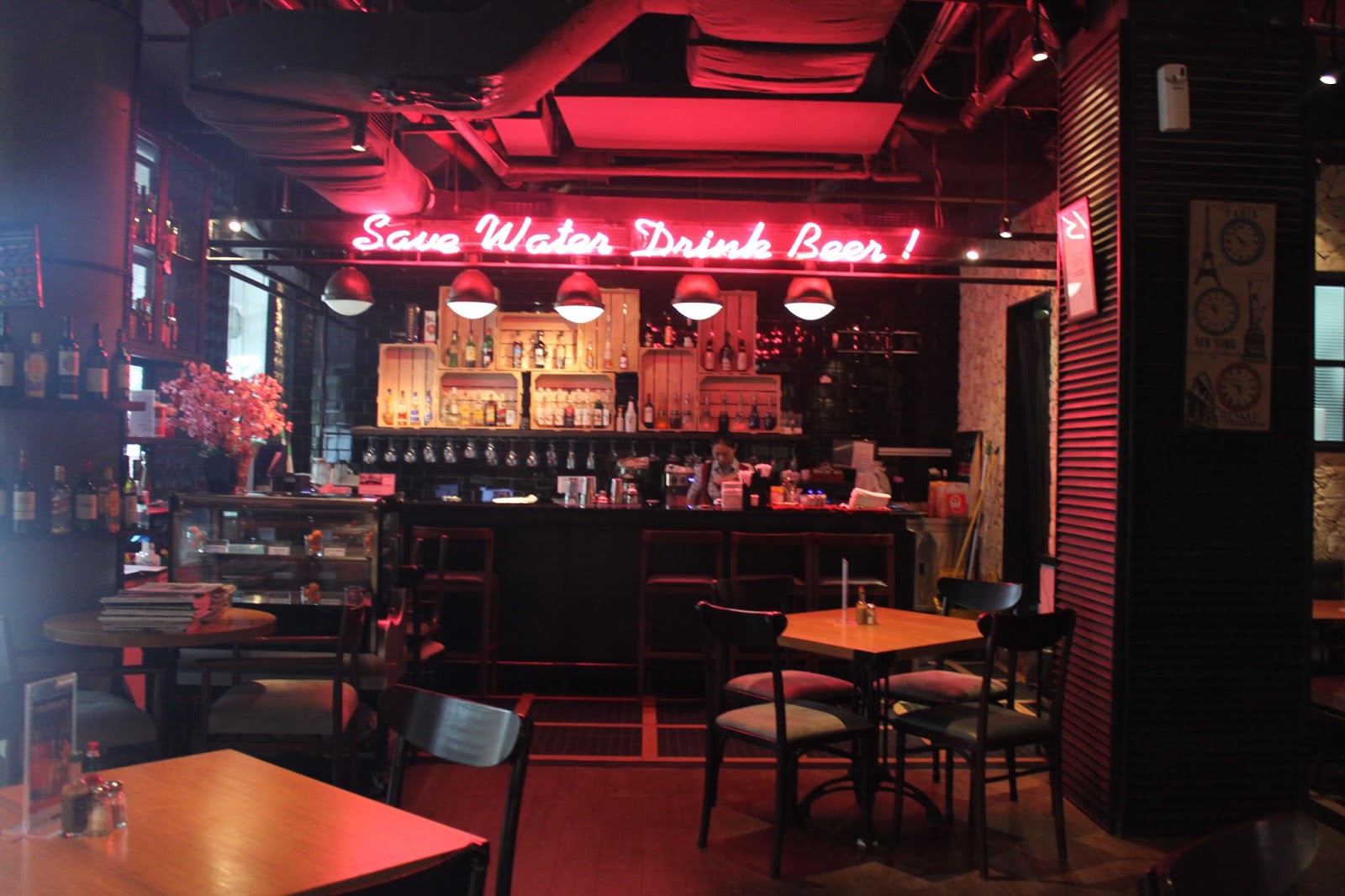 Meat Me Steak House & Butchery (Kemang) - et l'amour