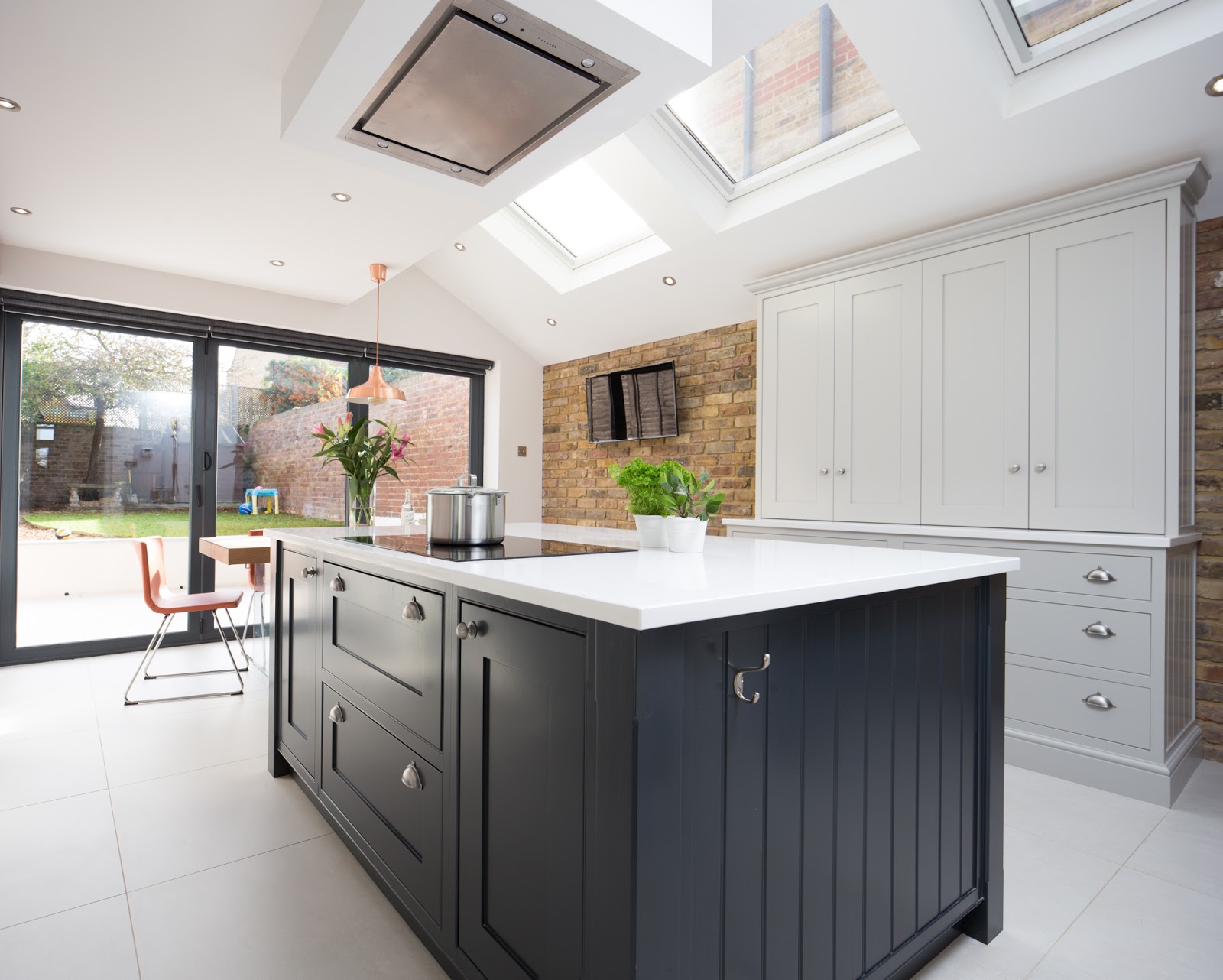 Maple & Gray Pale grey and charcoal kitchen