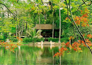 Hanoi destinations: Ho Chi Minh’s Residence 