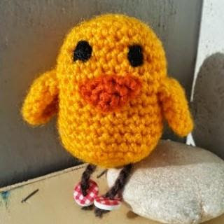 POLLO AMIGURUMI