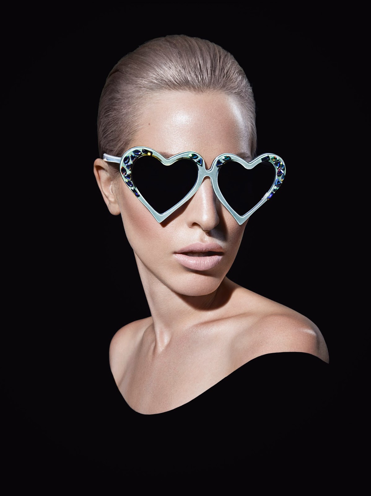 Солнечные очки 2022 женские тренды модные.