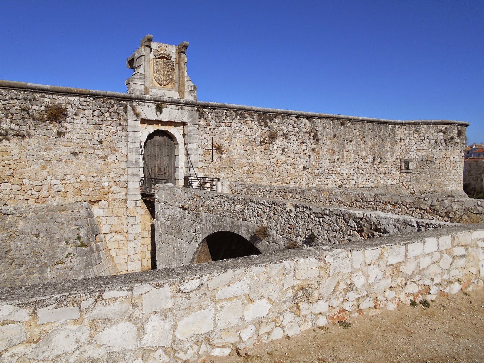 Castillo de Los Condes, abandonado desde el siglo XVIII