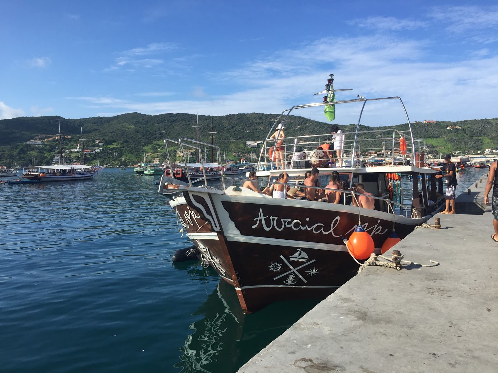 Nécessaire na Mala Arraial Vip Turismo Onde fazer passeio de barco em Arraial do Cabo