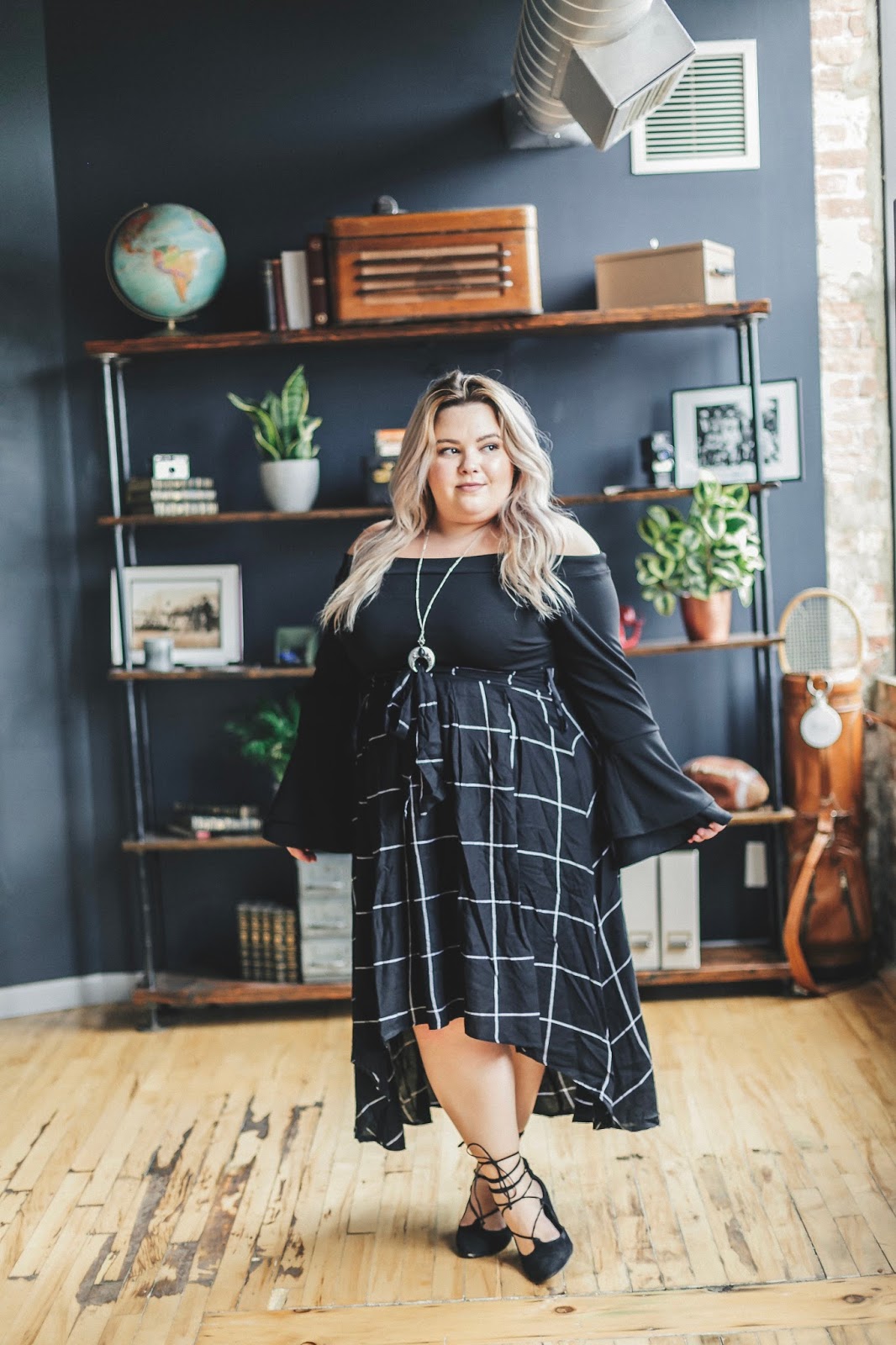 natalie craig, natalie in the city, plus size fashion blogger, Chicago fashion blogger, affordable plus size clothing, fashion to figure, plus size hi-lo skirts, fall plus size fashion, curves and confidence, body positive, midwest blogger