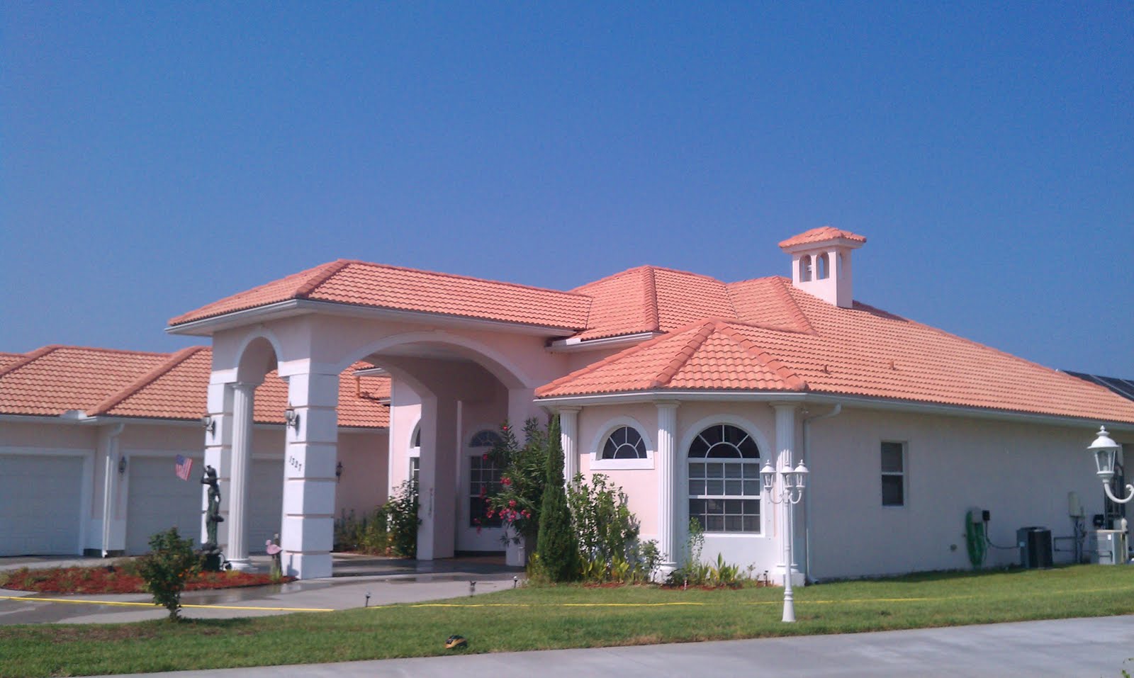 Beacon Roof &amp; Exterior Cleaning Tile Roof Cleaning