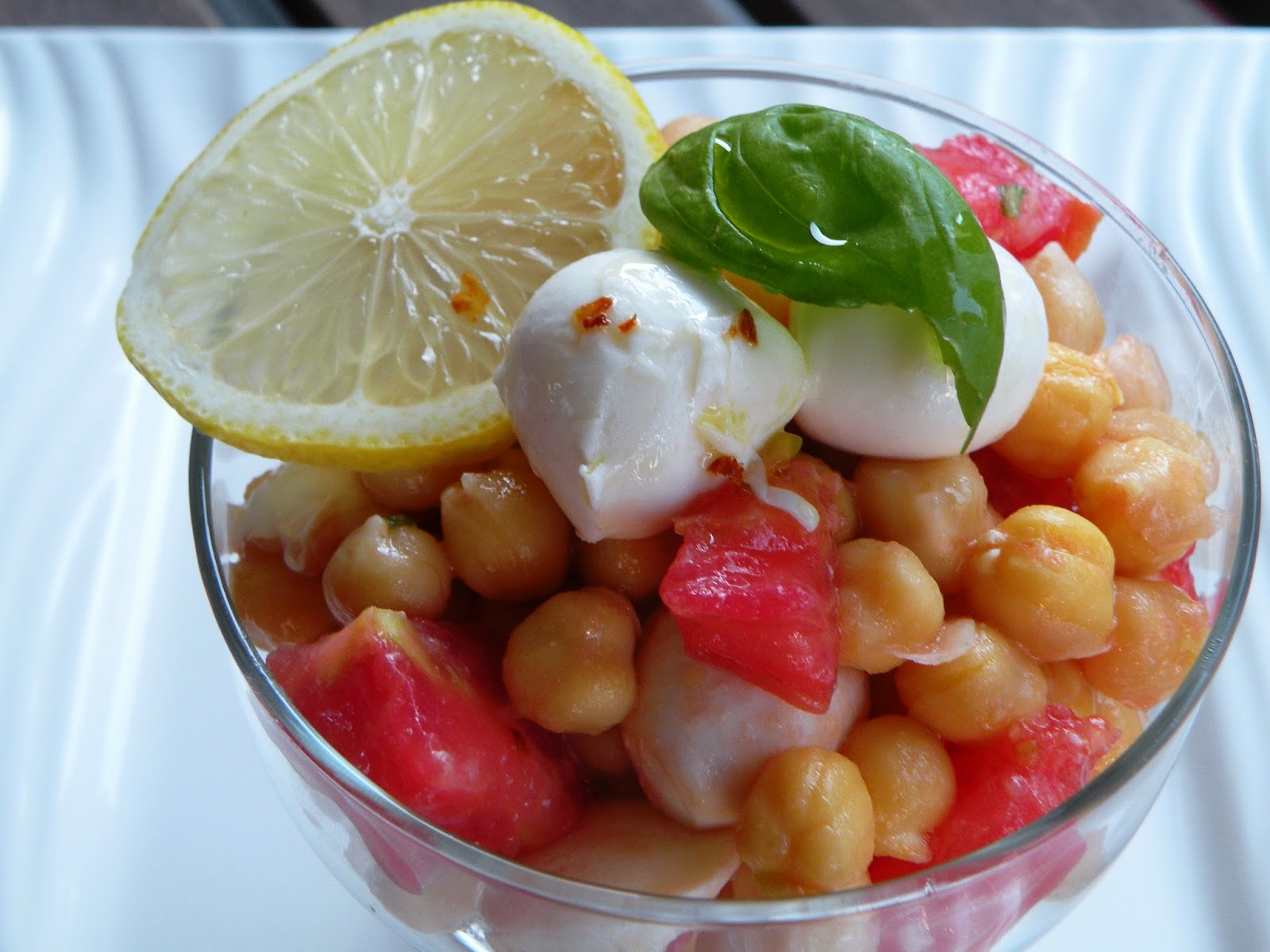 Mis pinitos de cocina Ensalada de garbanzos con mozzarella y limón