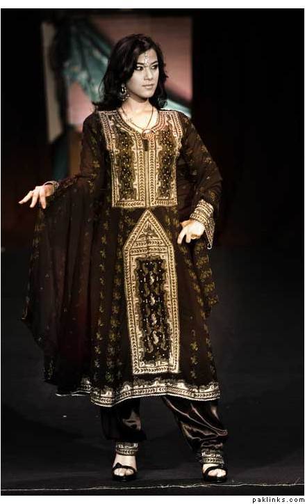 Fashion: Balochi fashion dreses
