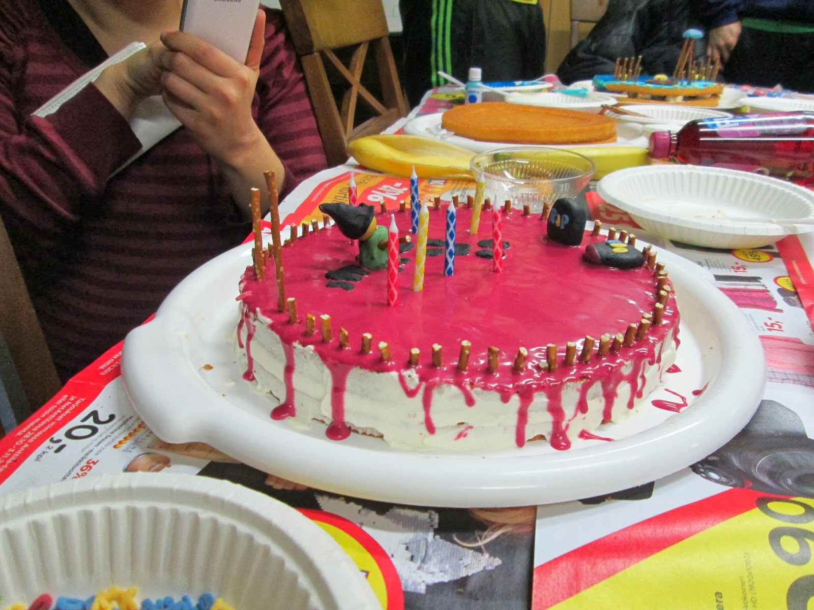 Our new life in Finland Halloween cake decorating contest for FHE