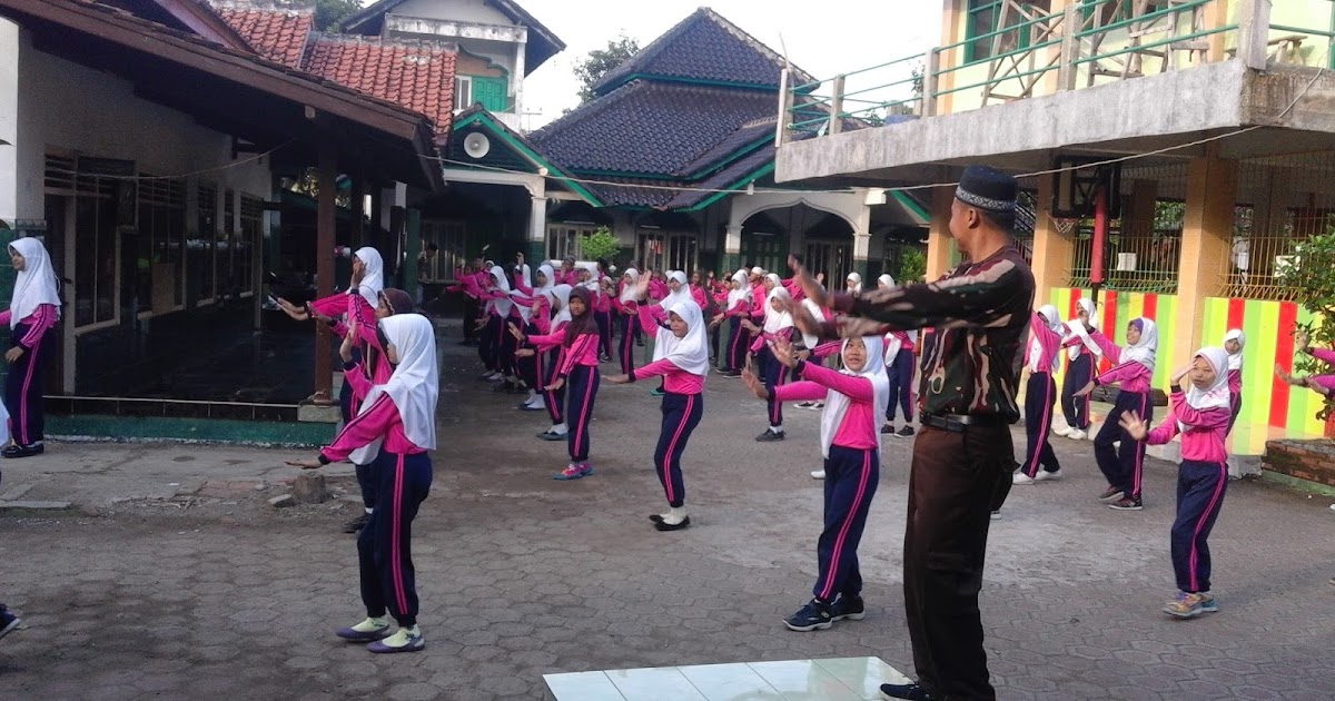 Lirik lagu gending karawang