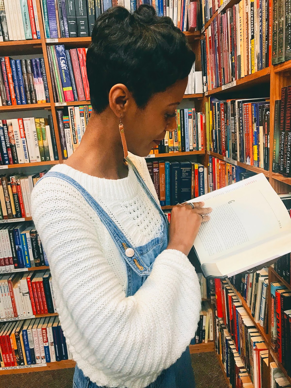 Quick OOTD: What I Wore To Go Bookstore Shopping This Weekend! Quick OOTD: What I Wore To Go Bookstore Shopping This Weekend!