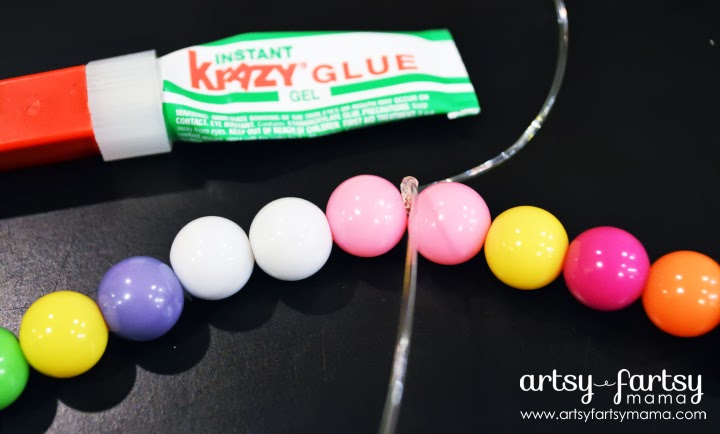 DIY Hello Kitty Bubblegum Necklace