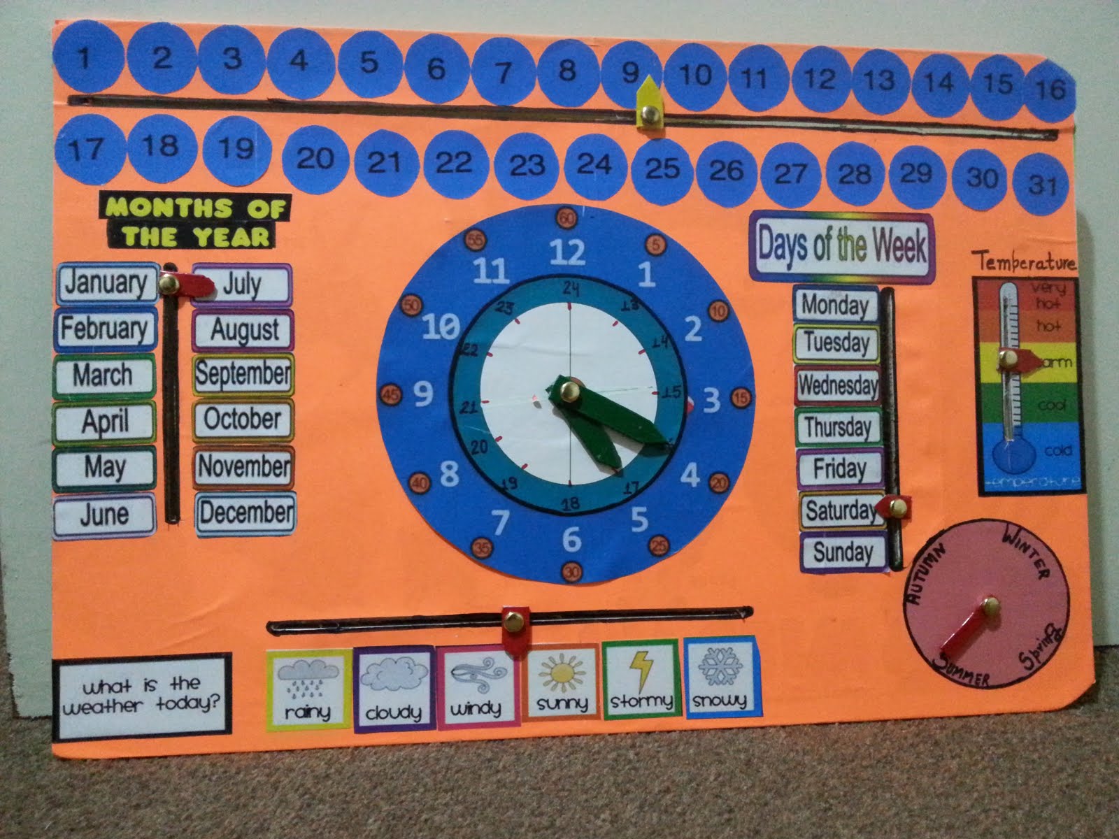 Artadium Kids Calendar DIY 5 min cardboard craft.