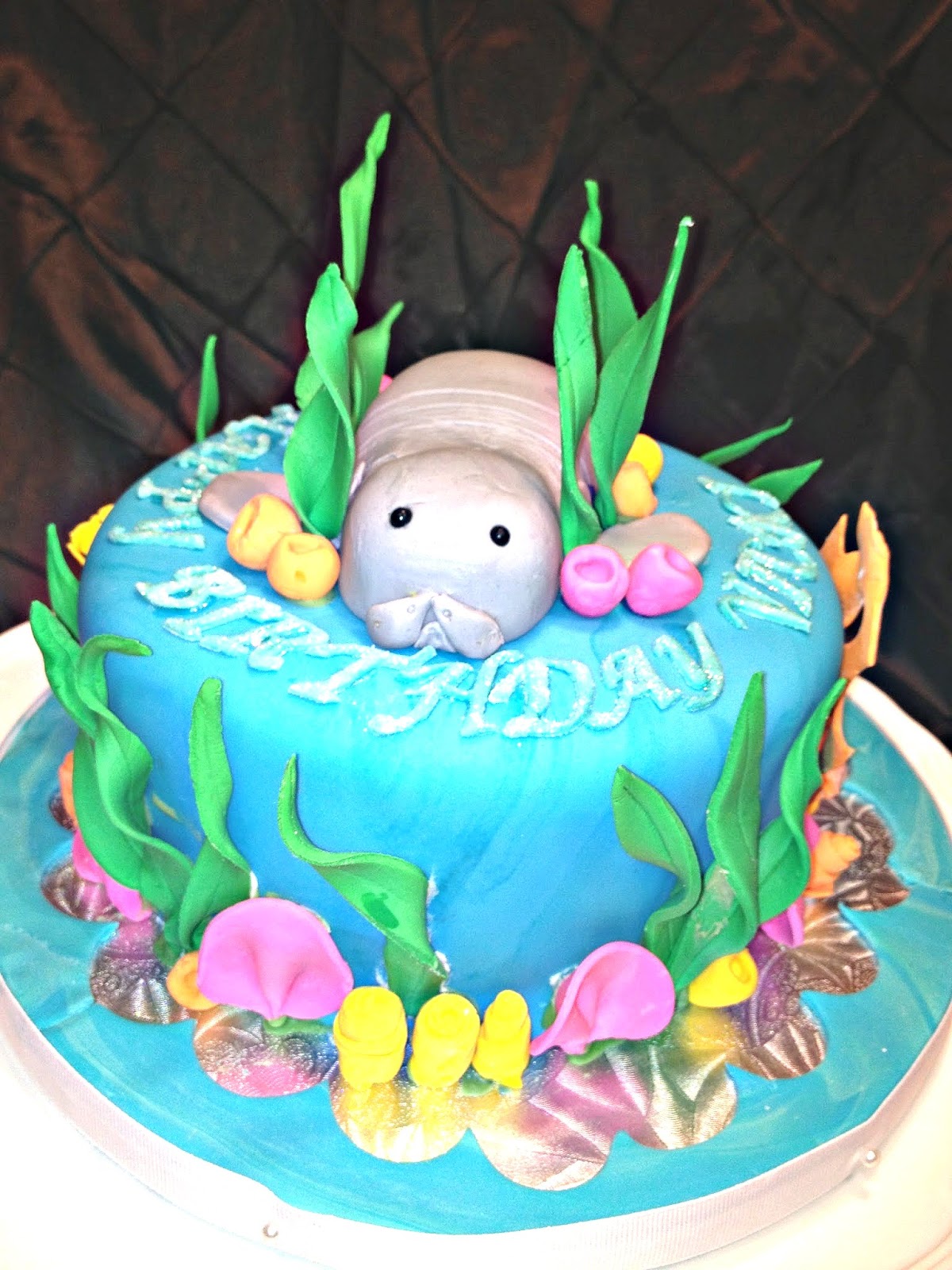 Nancily's Cupcake Shack: Manatee Birthday Cake for Vicki