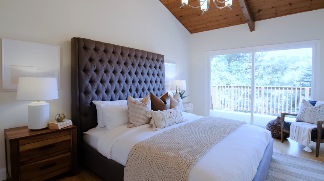 15 Interior Design Photos vs. 5444 Estates Dr, Oakland, CA Luxury Home Tour