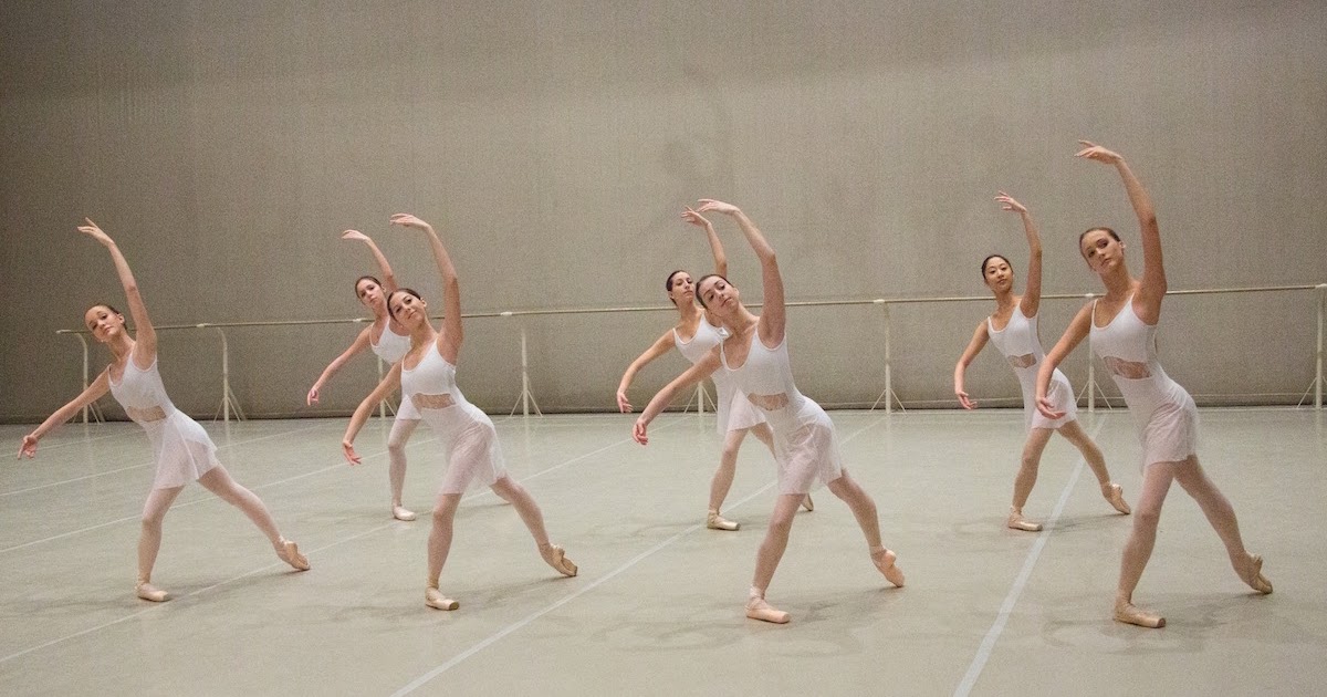 BENEFICIOS DE LA DANZA CLÁSICA Espacio