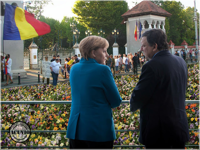 Funny photo Jose Manuel Barroso Angela Merkel Panseluţe