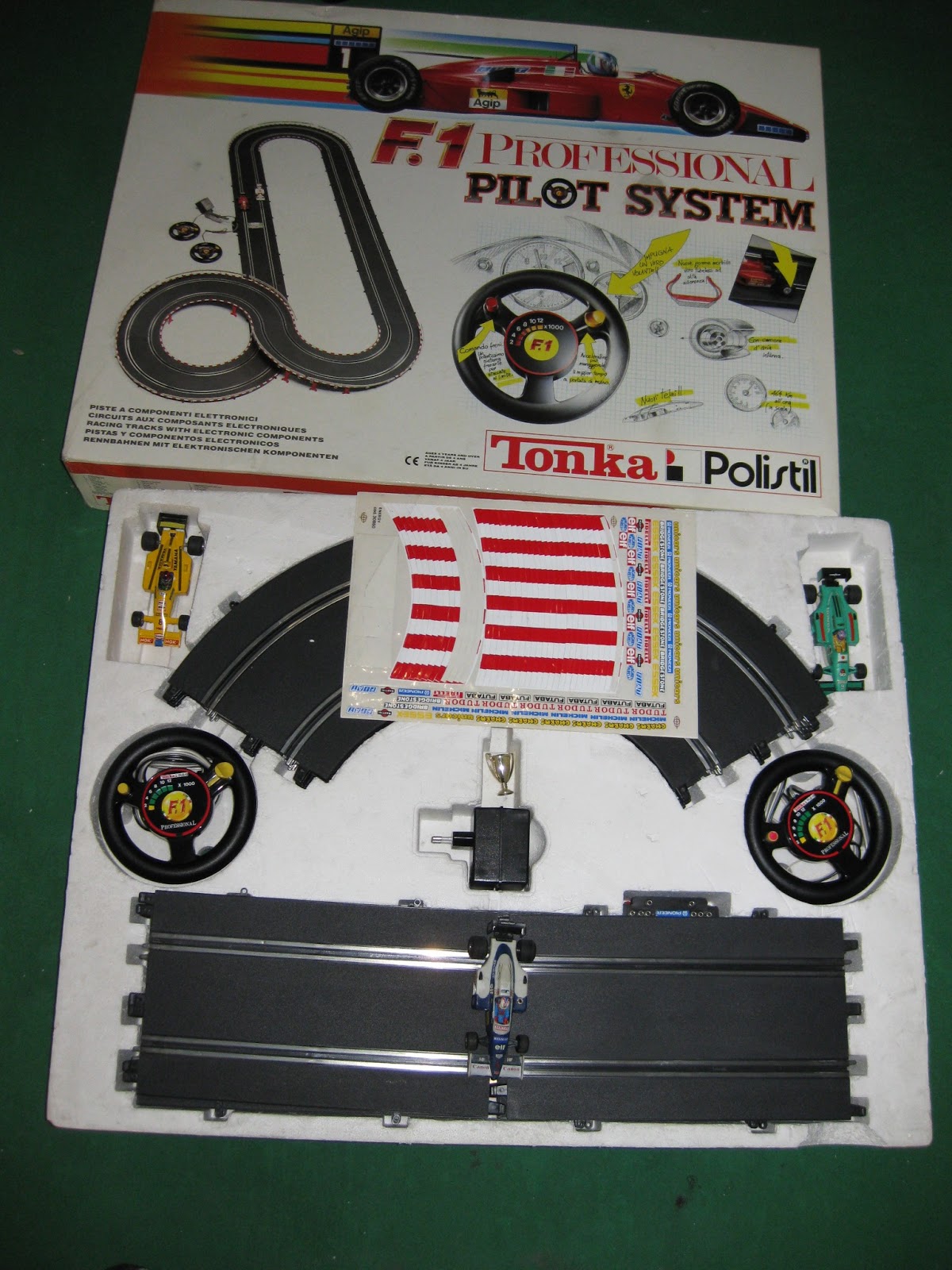 pista polistil night race