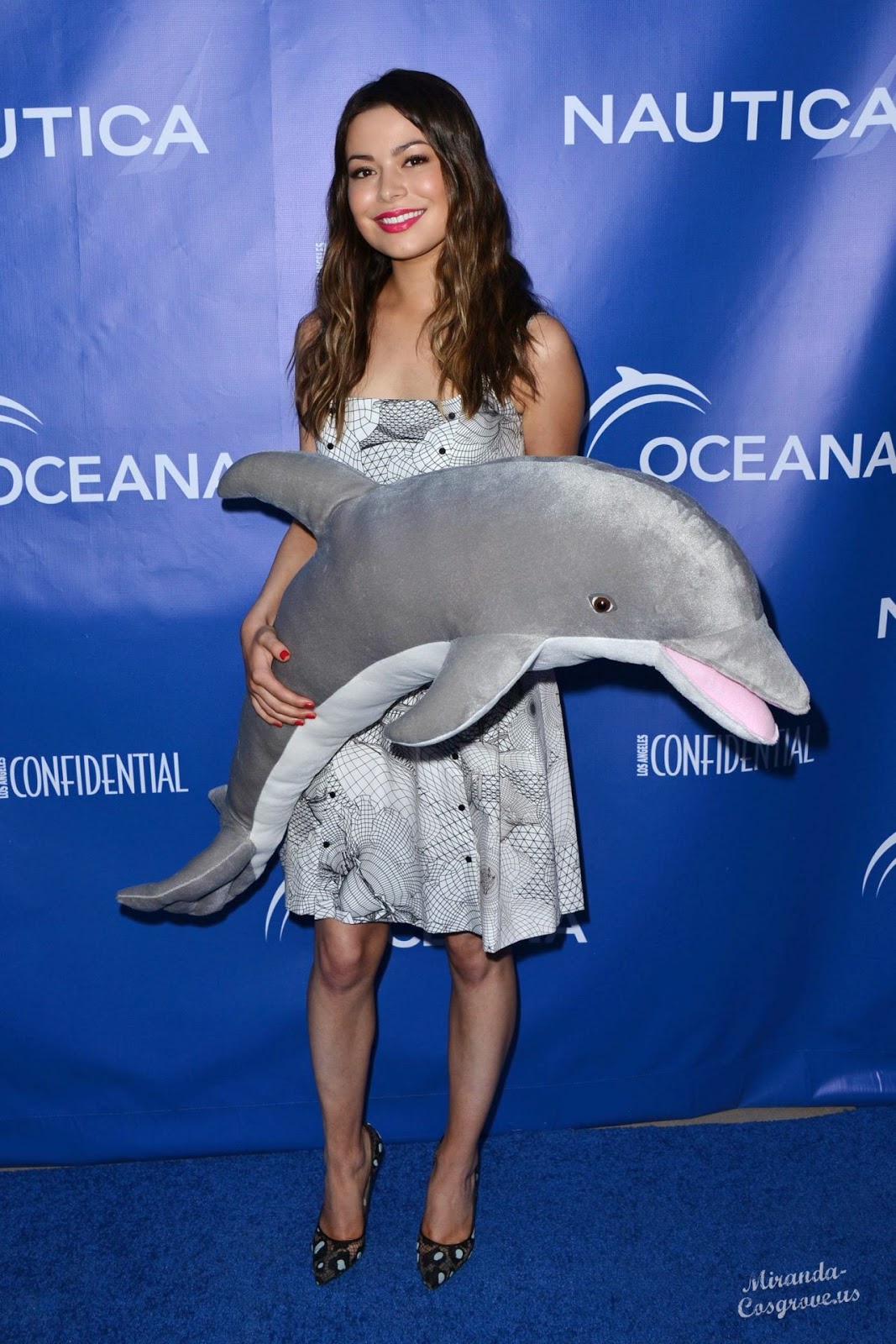 Celebs Galaxy: Miranda Cosgrove - Nautica Oceana Beach House Party