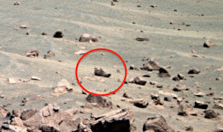 Mars anomalies and amazing intelligently made artefacts that are real proof of life on Mars