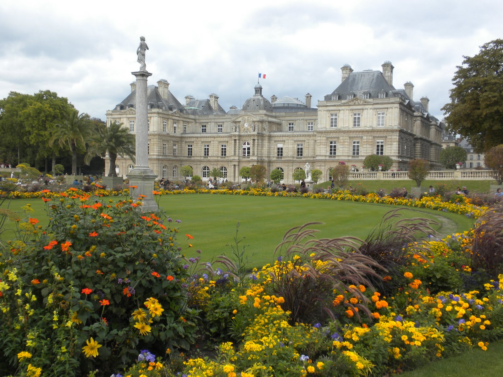 Top Five Luxembourg Gardens Hours September
