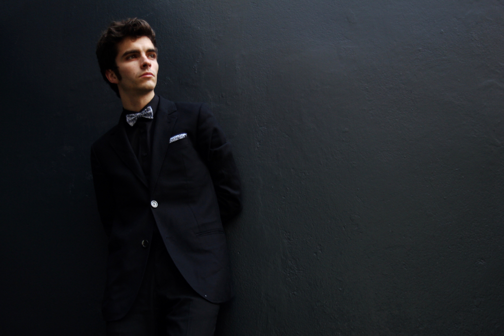 BLOG-MODE-HOMME_STYLE_nouvel-an-new-year-eve-menstyle-black-suit-costume-noeud-pap-asos