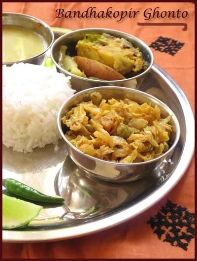 Bong Mom S Cookbook Bandhakopi R Ghonto A Dry Cabbage Dish